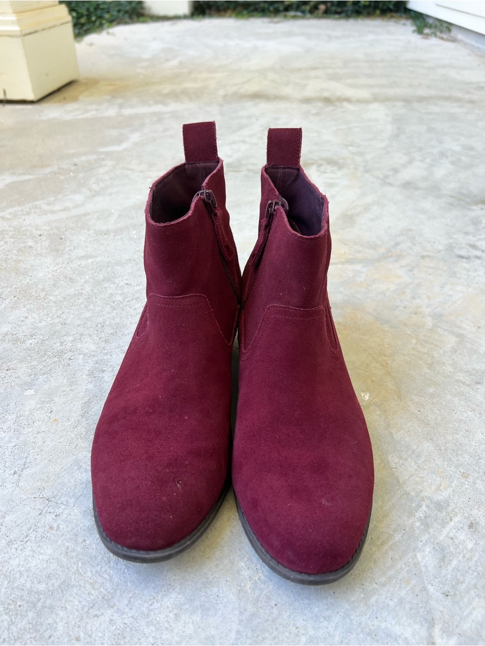 Vionic Burgundy Suede Ankle Booties with Side Zip style Vera